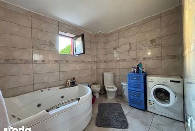 Casă cu 6 camere cu Teren 350 Mp în Cug - 14