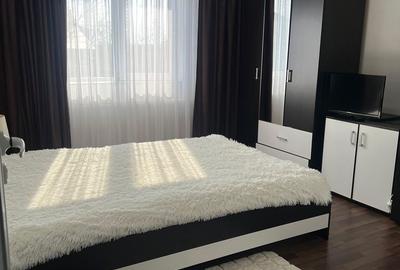Apartament cu 3 camere în Central - 1