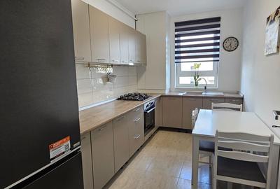 Apartament cu 2 camere decomandat în Central - 2