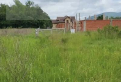 Teren de 620 mp, în Central - 3