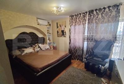 Casă cu 7 camere cu Teren 418 Mp în Romanești - 6