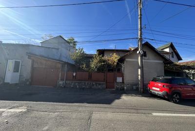 Casă individuală cu 5 camere în Ultracentral