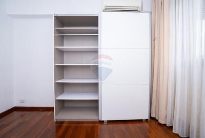 Apartament 3 camere spatios de inchiriat, modern, in zona centrala Apartament 3 camere spatios de inchiriat, modern, in zona centrala - 13