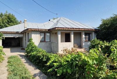 Casa de vanzare - 2