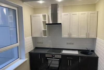 Garsonieră decomandată în 1 Mai