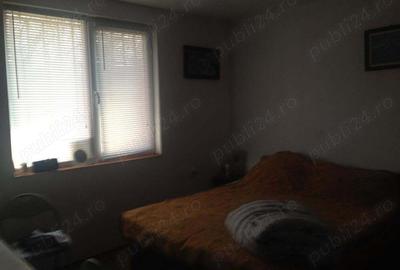 Casă cu 3 camere cu Teren 5000 Mp în Pătlăgeanca - 2