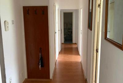Apartament cu 3 camere decomandat în Central - 4