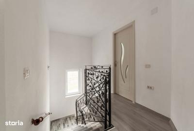 Casă cu 4 camere cu Garaj în Călinești - 15