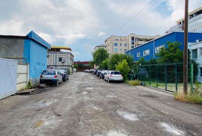 Spațiu comercial, de 1,000 mp, în Baza 3 - 12