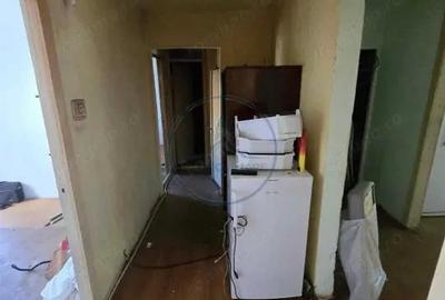 Apartament cu 4 camere decomandat în Central - 1