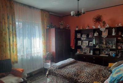 Garsonieră decomandată în Scriitorilor