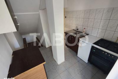 Apartament cu 3 camere decomandat, mobilat în Sub Arini - 2