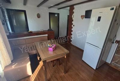 Casă cu 4 camere în Central - 3