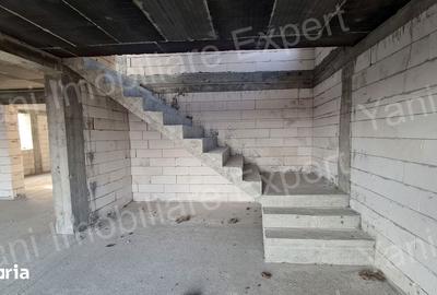 Casă cu 4 camere cu Teren 723 Mp în Central - 17
