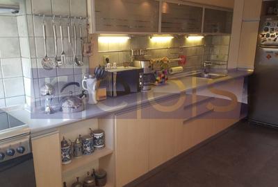 VANZARE -4/3 -CAMERE - TINERETULUI -VACARESTI - 1