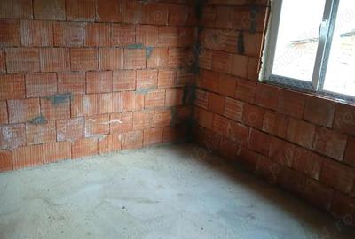 Casă cu 3 camere cu Teren 5581 Mp în Zorile - 6