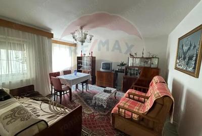 Apartament cu 3 camere de vanzare Valea Frumoasei COMISION 0% - 1