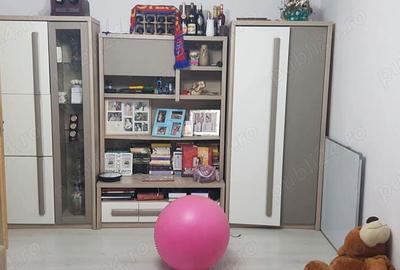 Apartament cu 3 camere decomandat în Central - 1