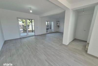 Casă cu 4 camere cu Canalizare în Valea Lupului