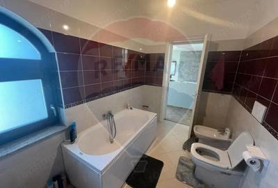 Casă cu 6 camere cu Canalizare în Răstoaca - 14