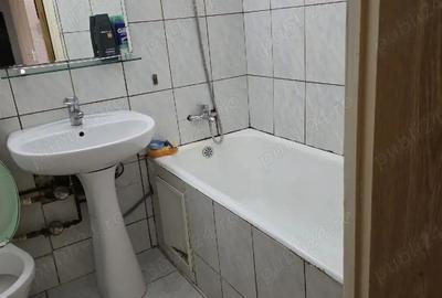 Apartament cu 3 camere semidecomandat în Drumul Taberei - 2