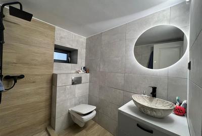 Casă cu 6 camere cu Canalizare în Nord-Est - 5