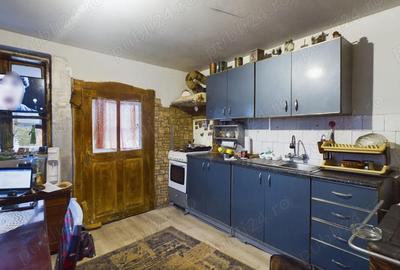 Casă cu 5 camere în Central - 8