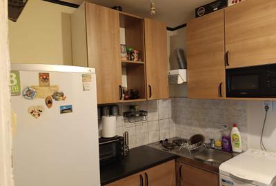 Garsonieră decomandată în UTA - 8