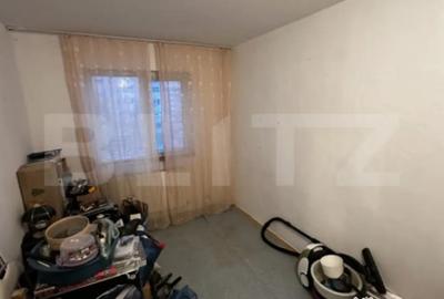 Apartament cu 4 camere semidecomandat în Craiovița Nouă - 2