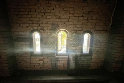 Casă individuală cu 6 camere cu Canalizare în Capitale - 31