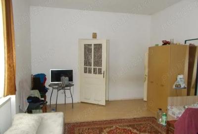 Casă cu 4 camere cu Teren 1800 Mp în Pișchia - 15