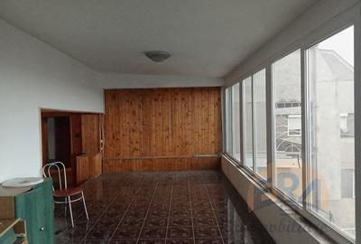 Apartament 4 camere,  , Str. General Magheru - 3