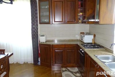 Casă cu 4 camere în Central - 3