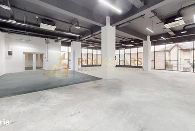 Spațiu comercial, de 276 mp, în Central - 4