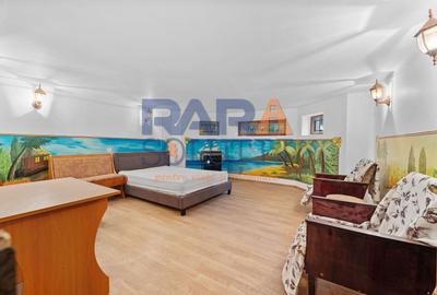 Vilă cu 6 dormitoare, 2 garaje, anexe multiple - 2076 mp teren - 18