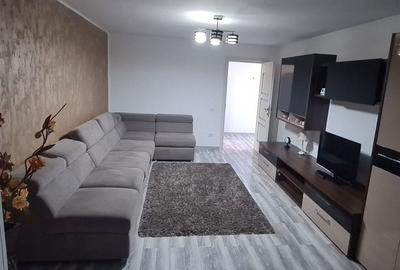 Apartament cu 3 camere decomandat în Slatina - 1