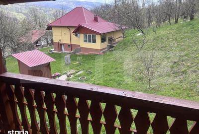Casă cu 4 camere cu Teren 2108 Mp în Central - 2