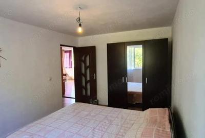 Casă cu 5 camere cu Teren 794 Mp în Livedea - 20