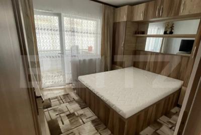 Apartament cu 3 camere decomandat, mobilat în Micro 11 - 4