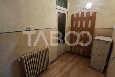 COMISION 0% - Apartament de vanzare 3 camere 2 balcoane zona Siretului - 1