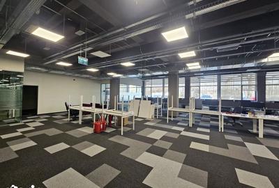 Spațiu comercial, de 1,250 mp, în Podu Roș
