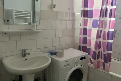 Apartament 2 camere Traian etaj 1 - 4