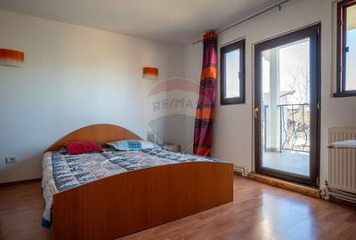 Casa / Vila de Vanzare - 15