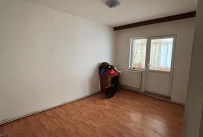 Apartament 3 camere decomandat, zona piață - 16