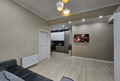 Apartament cu 3 camere decomandat în Eroii Revoluției - 1
