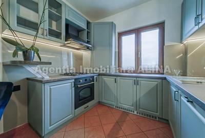 Apartament cu 4 camere decomandat în Central - 3