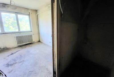 Garsonieră decomandată în Complex Studențesc - 4