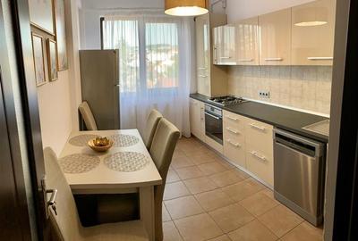 Apartament cu 2 camere decomandat în Central - 2