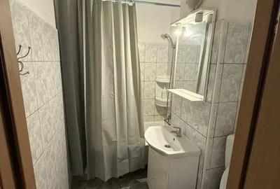 Apartament cu 2 camere semidecomandat în 1 Decembrie 1918