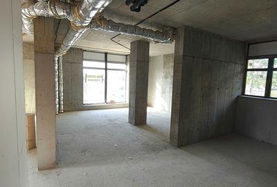 Spațiu comercial, de 90 mp, în Central - 5